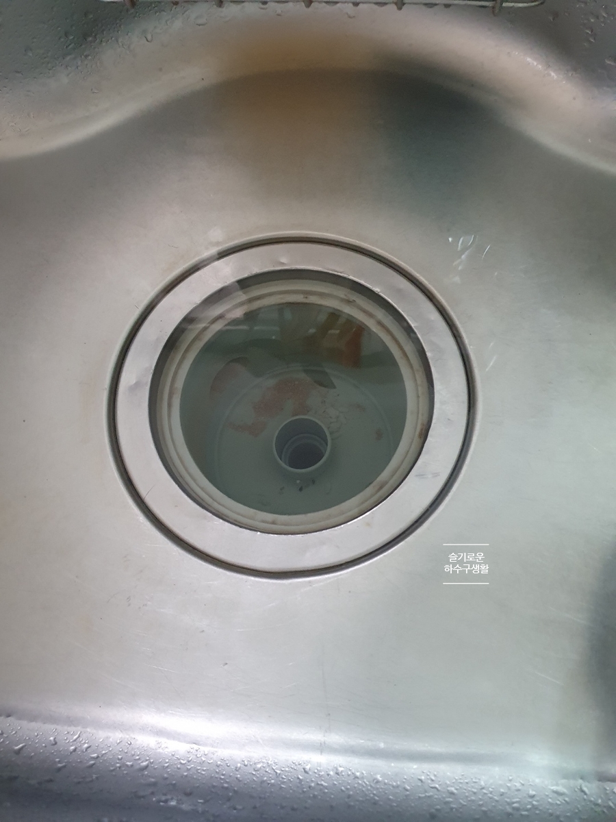 영통구싱크대막힘 영통동 씽크대역류 매탄동 영통동 망포동 배수구뚫는곳 현장 상황